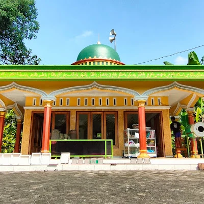 Mushola Nuurul Yaqin Suren