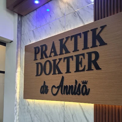 Praktik dr Annisa CM