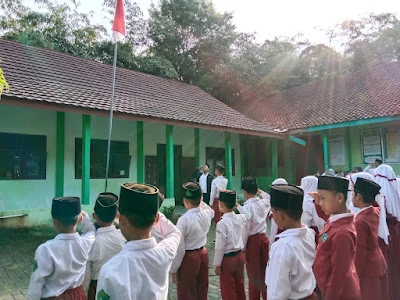MI Modern Darul Ulum Cisuru