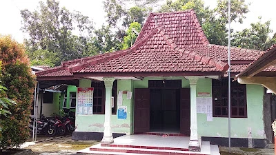 Kantor Kepala Desa Sumilir
