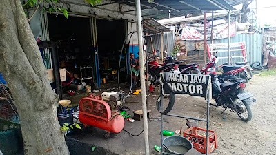 Lancar Jaya Motor