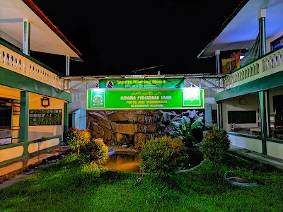 Pondok Pesantren API Salaf