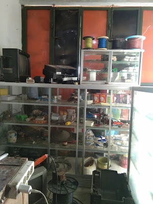 TOKO PUTRI ELEKTRONIK