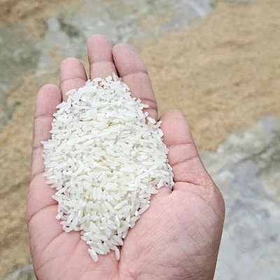 Toko Bu Umi nenek Bilal Pangkalan LPG