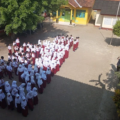 Sd 03 selakambang