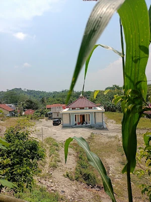 Penitipan motor ( Mulyo ) Pertigaan Jeruklegi