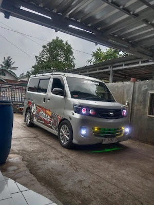 Fiona tour and travel