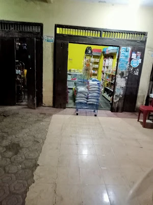 Pets Snow.... food groming accecories