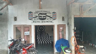 Pangkas rambut Rifki dompo
