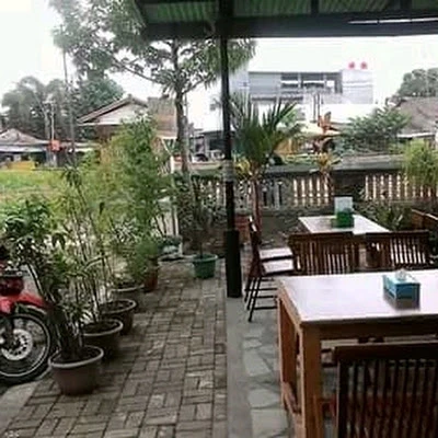 Warung Makan MBOK TINEM