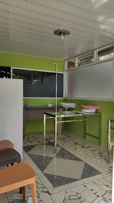 Klinik Hewan Sehati drh. Rina R