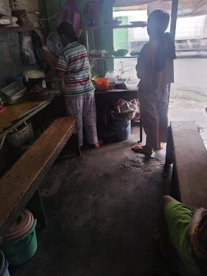 WARUNG MAKAN WARZUQNI