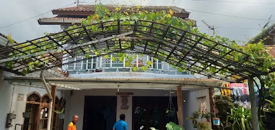 MENTAKRAMA HOMESTAY