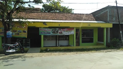 Warung nasi Bu Supri,jl.ciloning,gandrungmangu