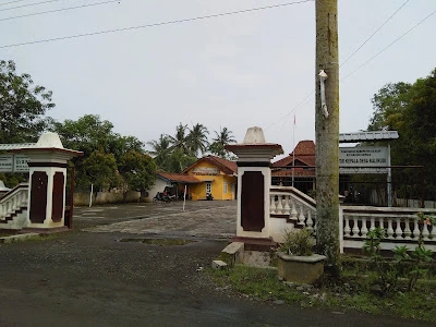 Balai Desa Kalikudi