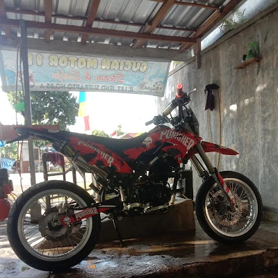 "ANUGERAH MOTOR"