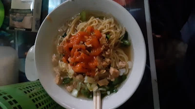 Mie Ayam & Klapa Muda "Mas Udin"