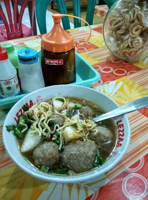 Bakso & Soto Bu Kuswi