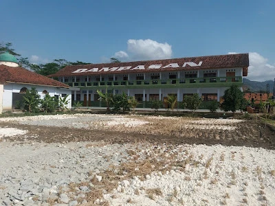 SMP Terpadu Dampasan