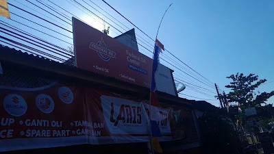 LARIS MOTOR
