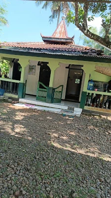 Mushola Mambaul hisan