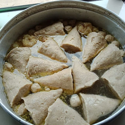 Warung Mie Ayam, Bakso & Soto ayam Pak Kadim