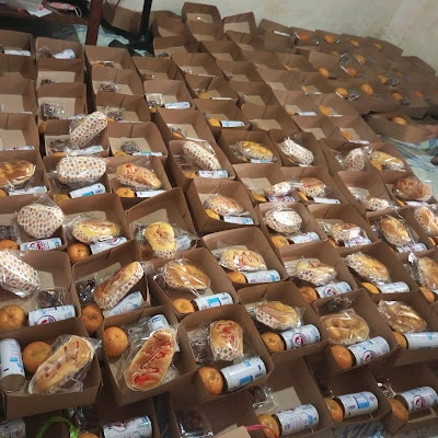 Aneka jajanan pasar dan snack