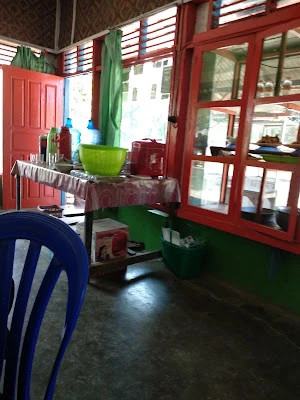 Rumah Makan Teh Anah