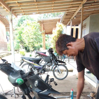 Bengkel Motor Tajib