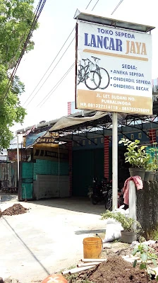 Toko Sepeda Lancar Jaya