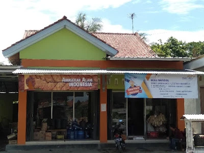 Lestari Makmur (Toko Bu Hj Ami)