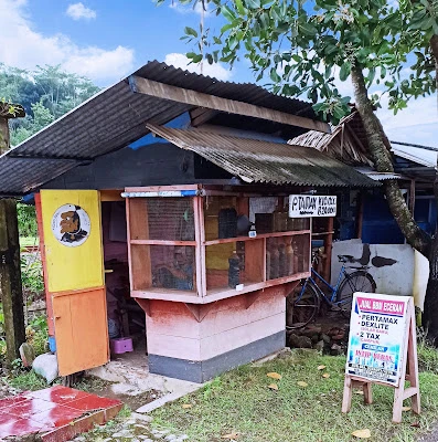 Warung Bensin Aung