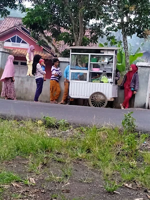 Gorengan mba e