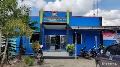 BPR BKK Cilacap KC Gandrungmangu