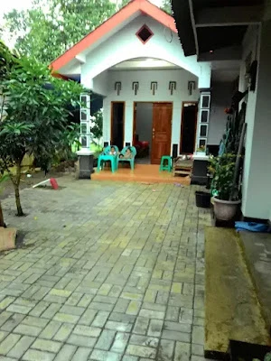 Puji Lestari tailor