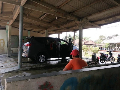 CUCIAN MOTOR DAN MOBIL CAI HERANG