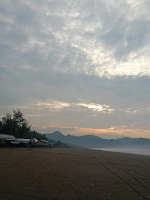 BALAI DESA KARANGSEMBUNG