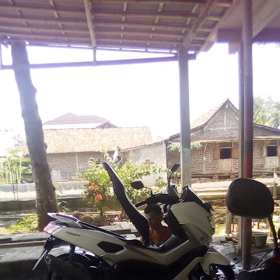 Cuci Motor Mobil Him's Spot