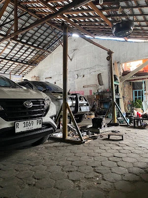 Bengkel Tujuh Saudara