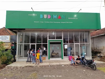 Agen Bus Budiman Wanareja