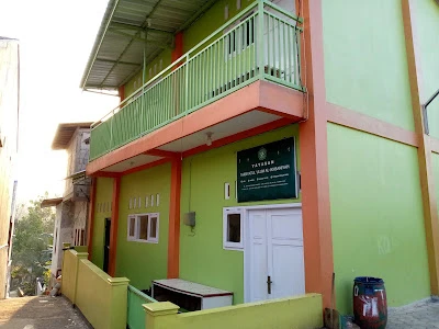 Yayasan Pondok Pesantren Tarbiyatul Ulum Alikhsaniyah