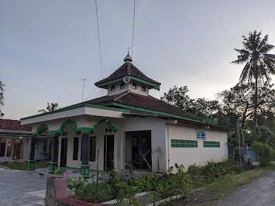 Mushola Al Amin Rejamulya