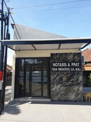 Notaris & PPAT Yulia Widiastuti, S.H., M.Kn.