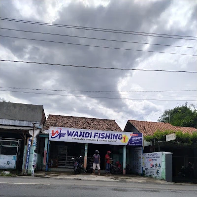 Toko & Kolam Pemancingan (Wong's Fishing 🎣)