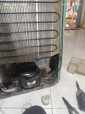 Service AC kulkas