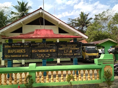 Balai Desa Panerusan Wetan