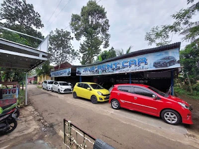 Rental Mobil A4