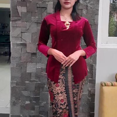 Ella Salon Persewaan Jas kebaya baju adat