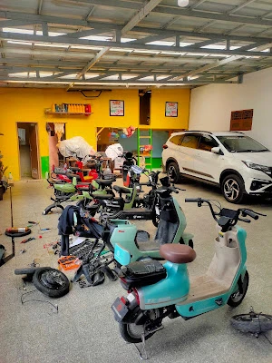bengkel sepeda listrik & motor listrik