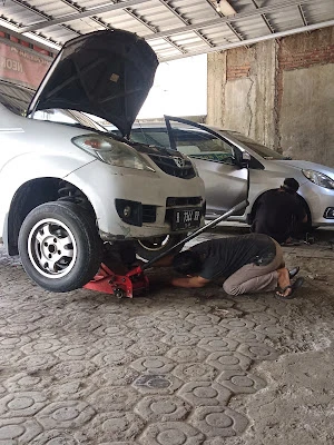 Bengkel Kaki Mobil Ilham